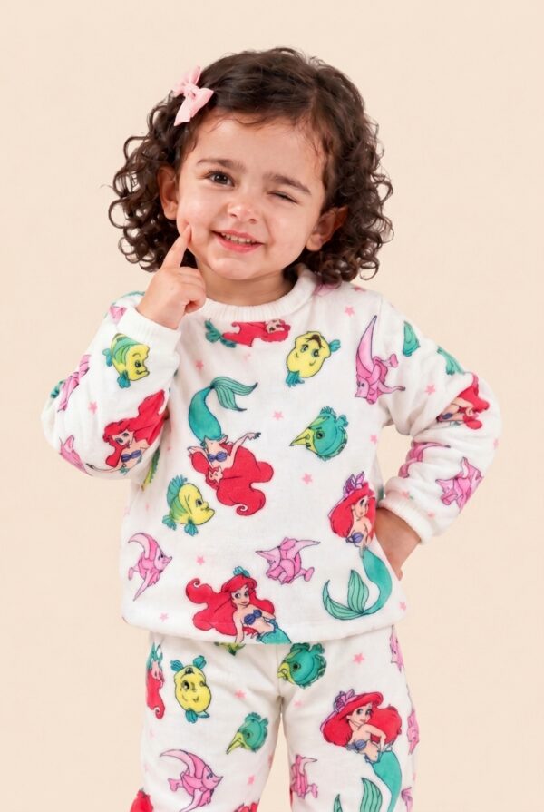 بيجامة Ariel